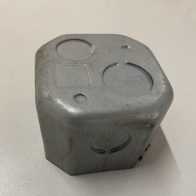 銀製の防水鋳鉄の電気ジャンクション・ボックスの金属の端子箱はカスタマイズした